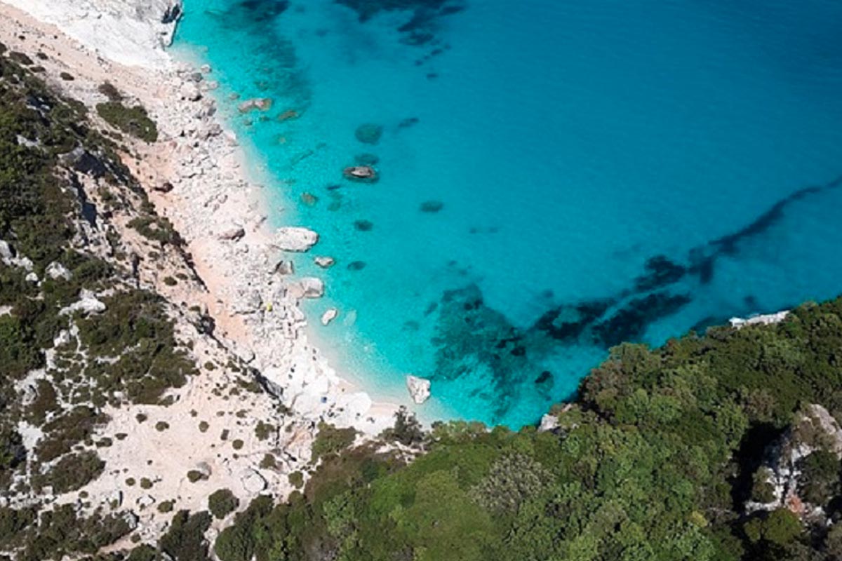 Noleggio yacht in Sardegna: quando visitare questa meravigliosa regione?